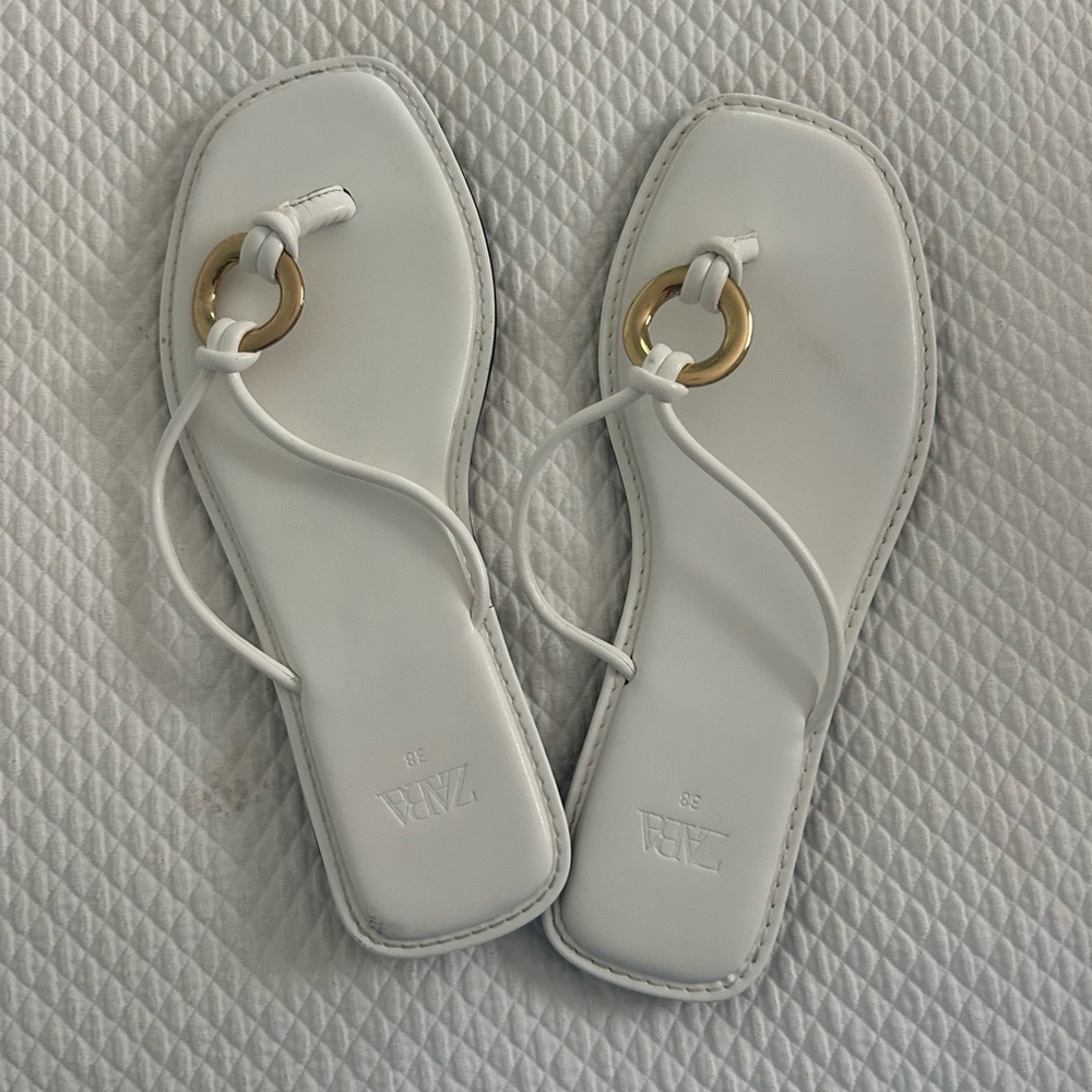 Zara White Sandals Minimalist Design